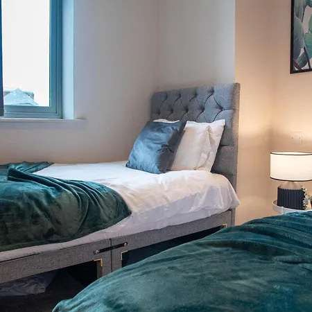 Apartment Sleeps 5 Near Arena Leeds (West Yorkshire)