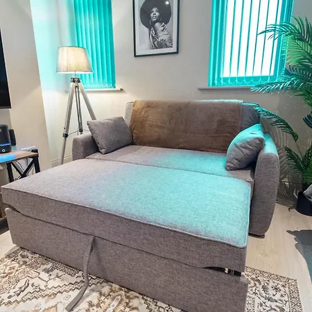Sleeps 5 Near Arena Leeds (West Yorkshire)